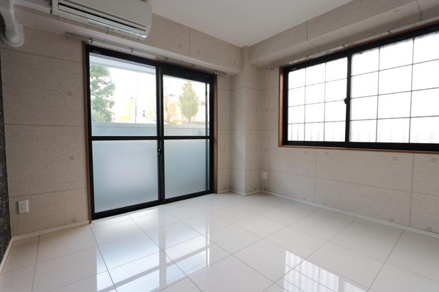 居室・リビング　バルコニー