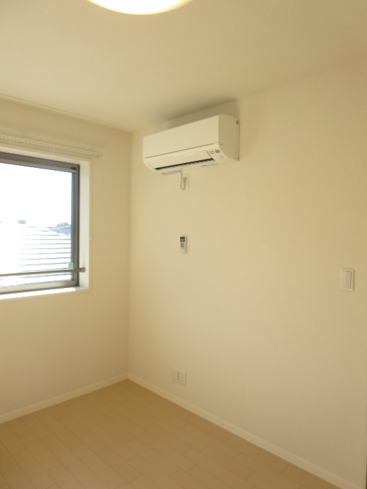 その他設備　エアコン２基付♪