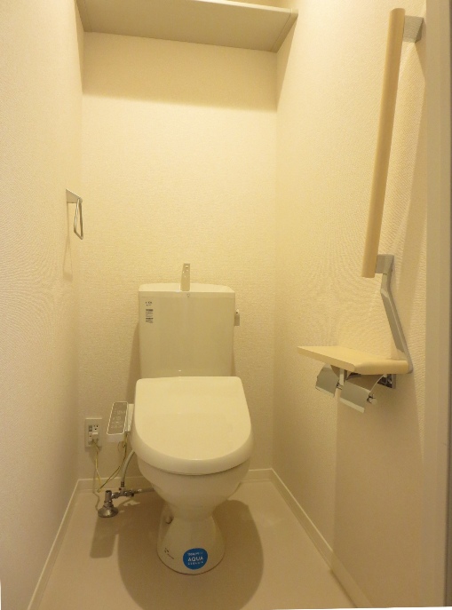 トイレ　温水洗浄便座♪