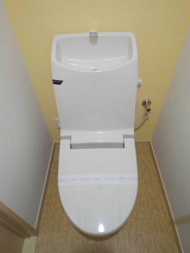 トイレ　類似室内
