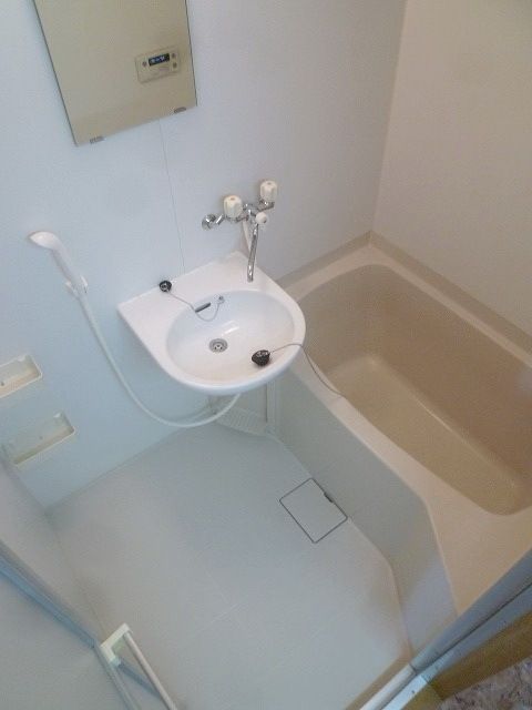 バス・シャワールーム　★お部屋探しはタウンハウジング高幡不動店まで★