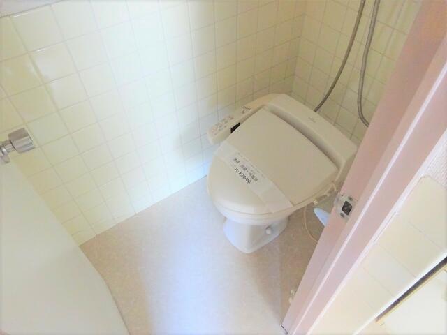 トイレ　別号室の写真を使用しています