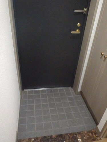 玄関　玄関　※前回募集時2018年5月の写真