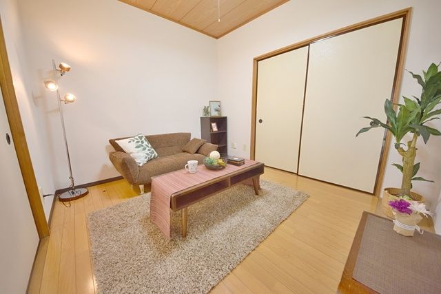 居室・リビング　★お部屋探しは株式会社タウンハウジング東京まで★