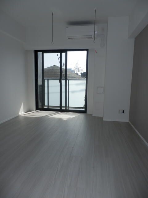 居室・リビング　リビングです　以下別号室参考写真です