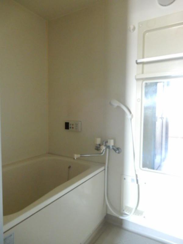 バス・シャワールーム　図面と現状に相違がある場合には現状を優先