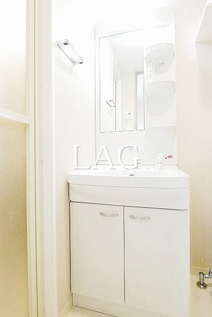 洗面設備　洗面台です。