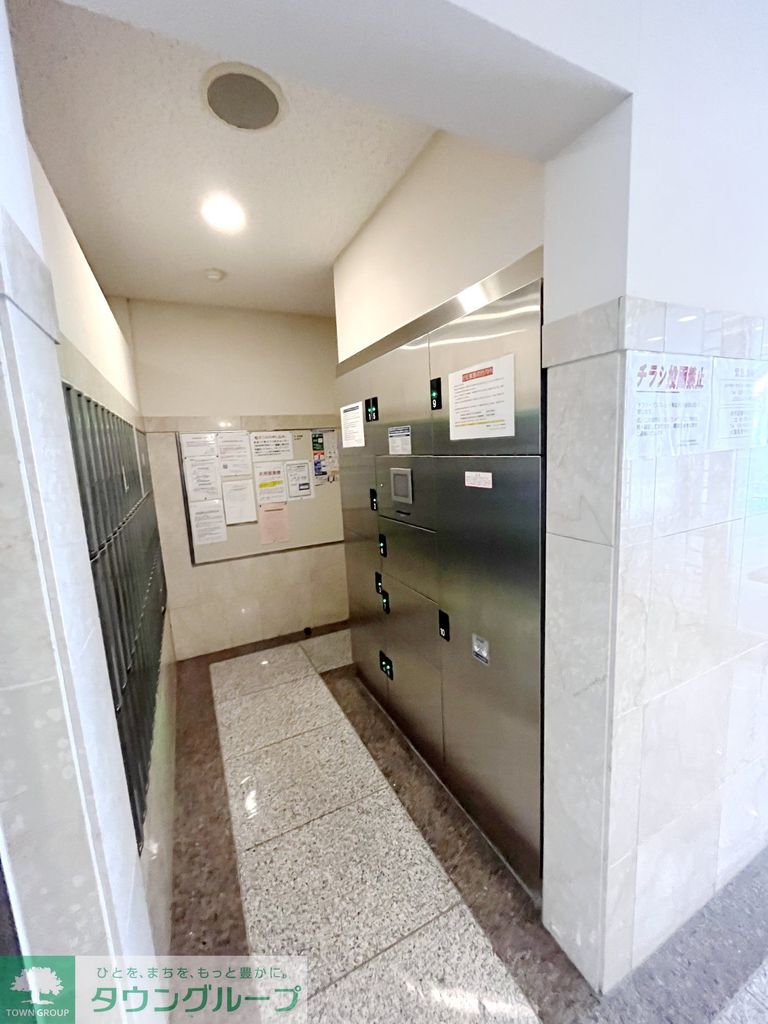 エントランス　エントランス