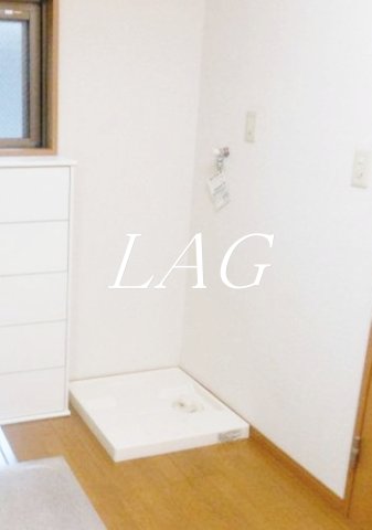 その他設備　室内洗濯機置き場です。