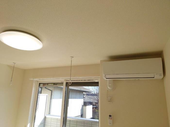 その他設備　照明　エアコン