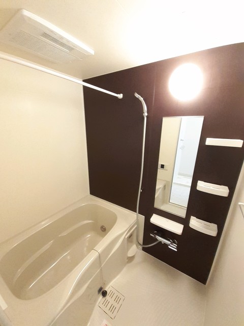 バス・シャワールーム　バス