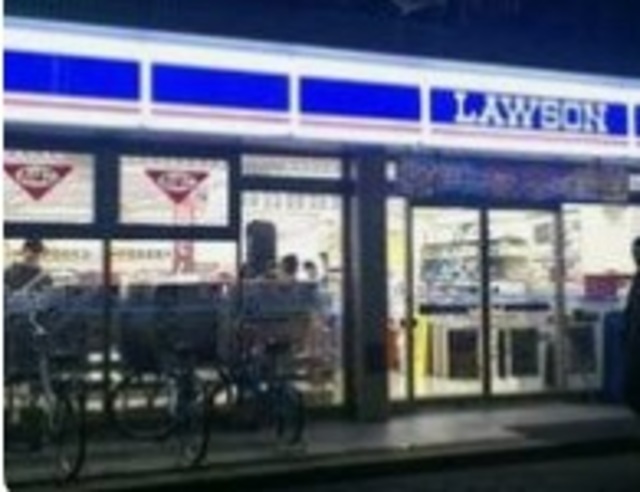 コンビニ　ローソン南行徳駅北口店（コンビニ）まで424m