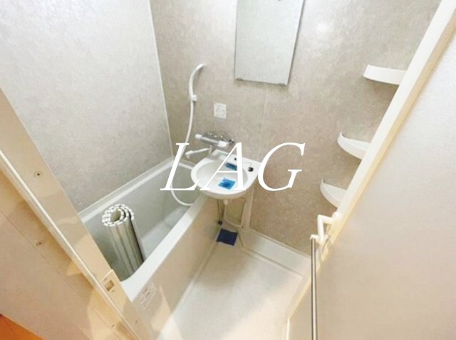 バス・シャワールーム　お風呂です。