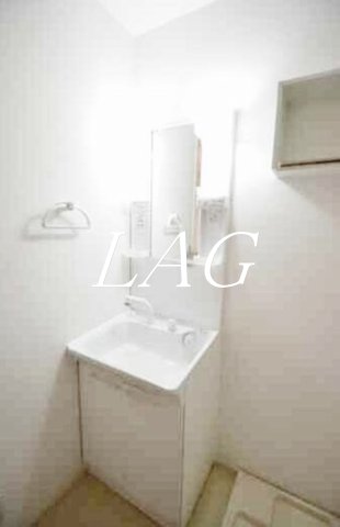 洗面設備　独立洗面台です。