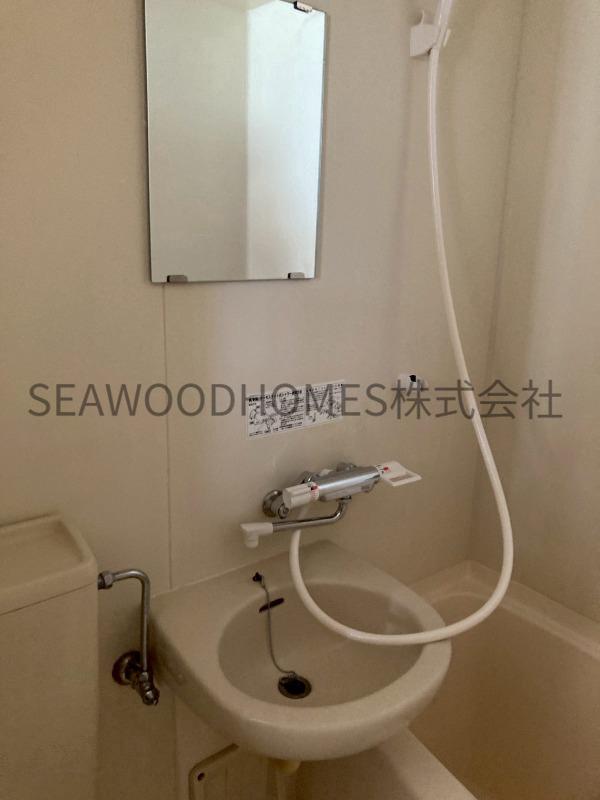 バス・シャワールーム　バスルーム