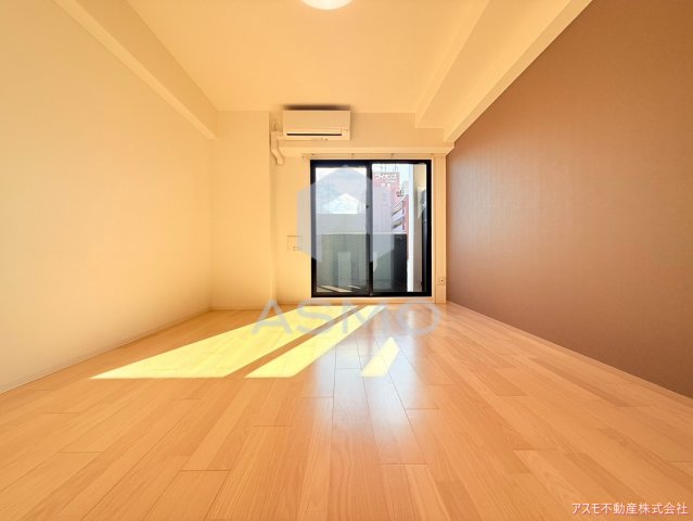 居室・リビング　同マンション別部屋　参考写真