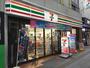 コンビニ　セブンイレブン板橋本町駅前店（コンビニ）まで114m