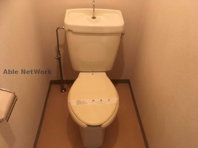 トイレ　同型
