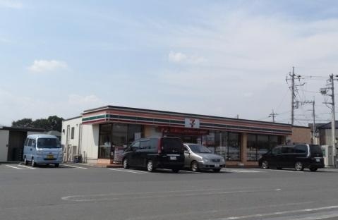 コンビニ　セブンイレブン（コンビニ）まで800m