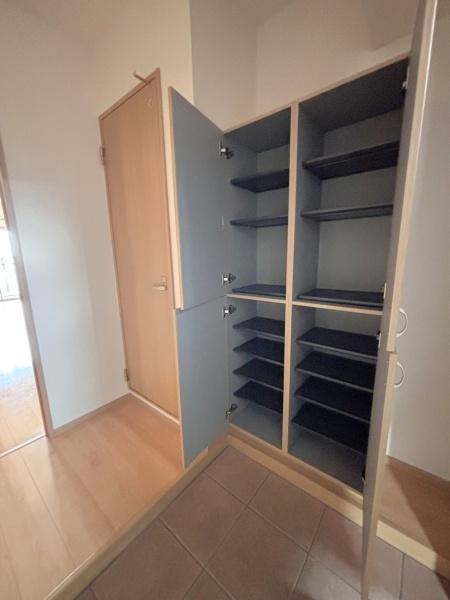 収納　エレベーター