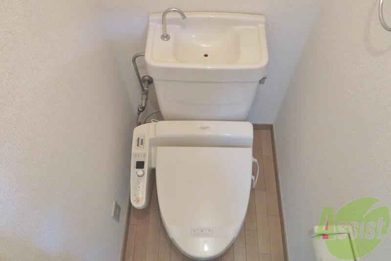 トイレ　トイレにはウォシュレットが付いていいます。