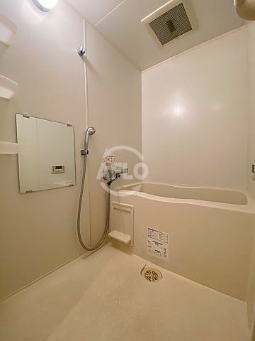 バス・シャワールーム　ドゥーエ森ノ宮　浴室