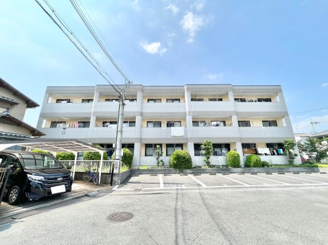 エントランス　外観写真（昼）