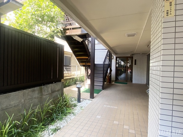 ロビー　建物内部です