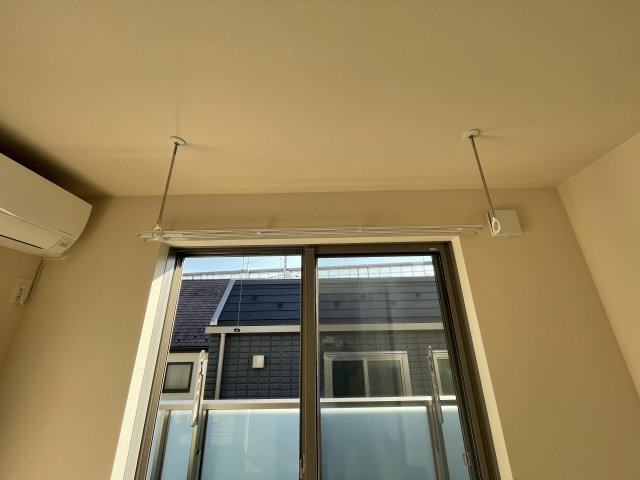 その他設備　★エアコン・ホスクリーン・防犯シャッター付き♪