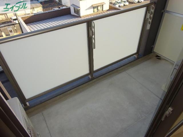 バルコニー　ベランダ