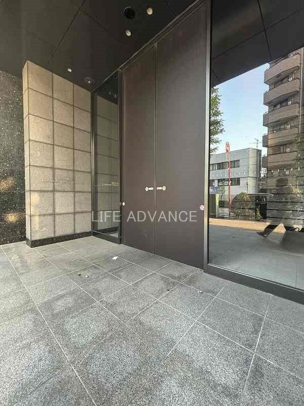 エントランス　エントランス