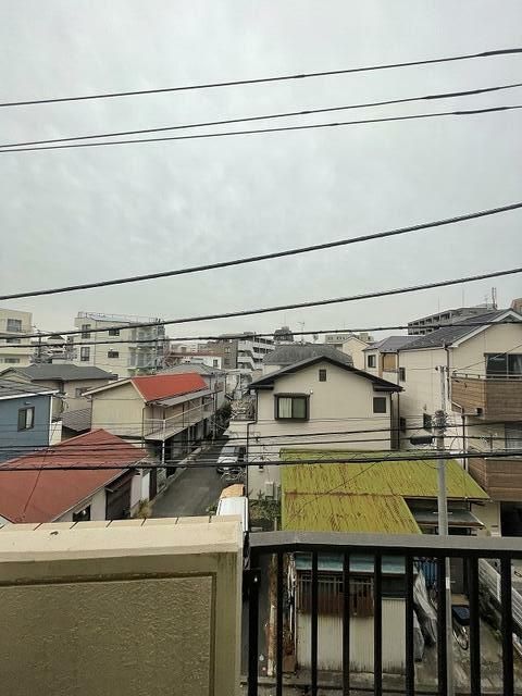 眺望　まいばすけっと本牧町2丁目店