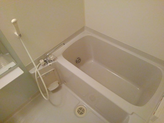 バス・シャワールーム　日々の暮らしに欠かせないお風呂です