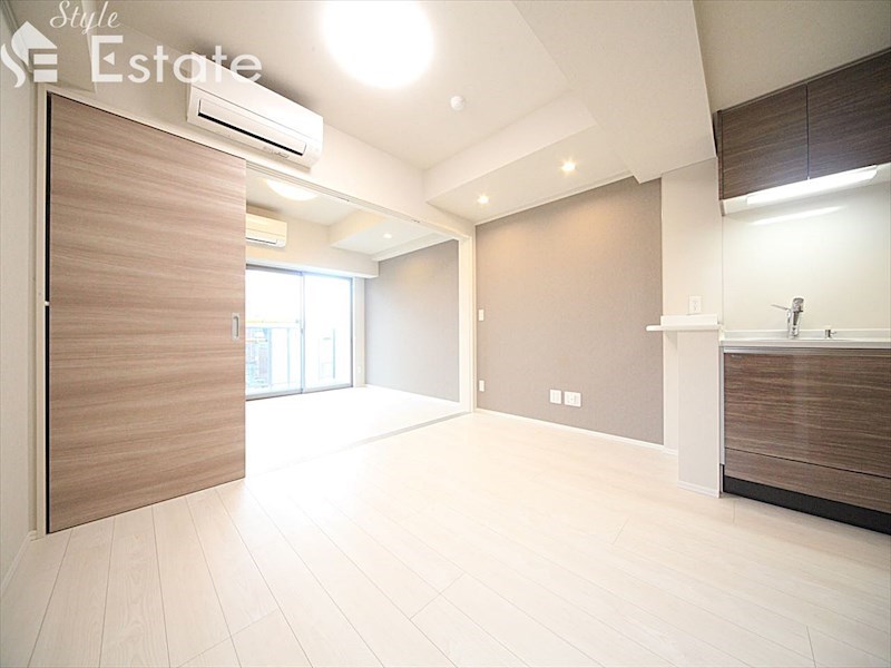 居室・リビング　内装