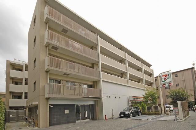 建物外観　落ち着いた雰囲気の外観です