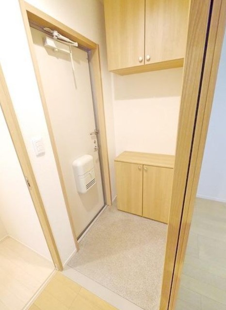 玄関　参考写真