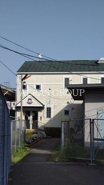 幼稚園・保育園　ポピンズナーサリースクール小机（幼稚園・保育園）まで123m