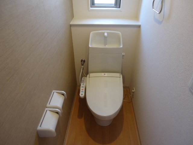 トイレ　シャワー付トイレ