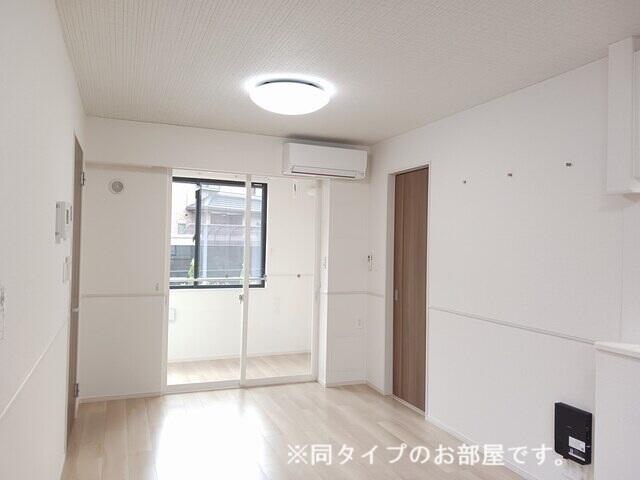 居室・リビング　同仕様