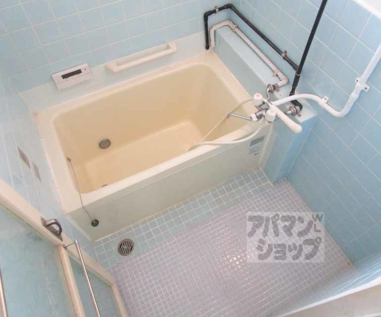 バス・シャワールーム　２－Ｂ号室の写真です。