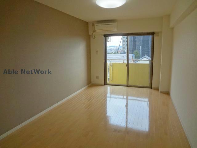 居室・リビング　同型モデル