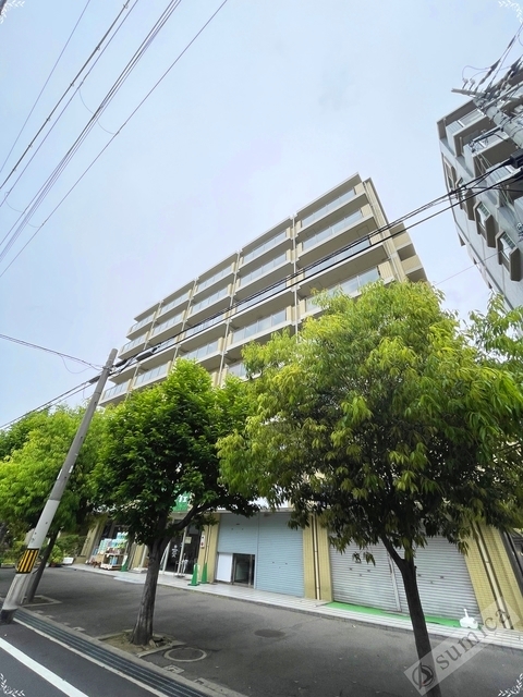 建物外観　鉄筋コンクリート造・ガッチリした建物です♪