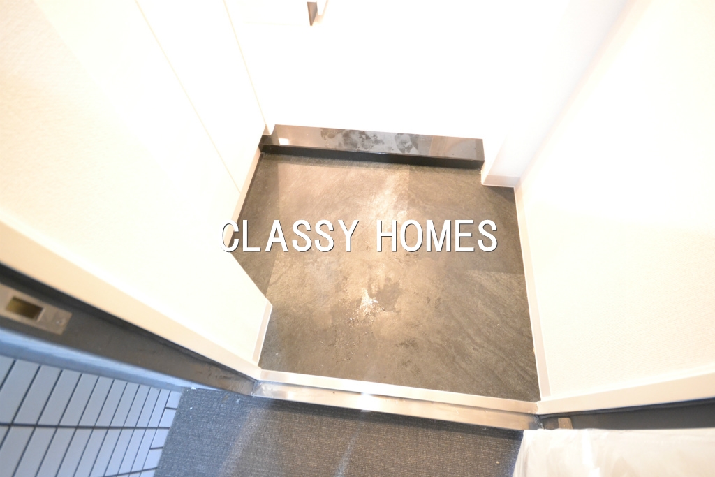 玄関　2013年竣工　ズーム浜松町：玄関