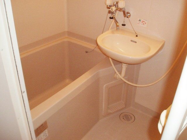 バス・シャワールーム　お部屋探しは株式会社　タウンハウジング　までお気軽にお問合…