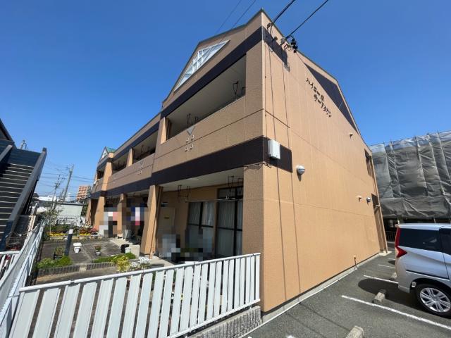 建物外観　外観写真（昼）