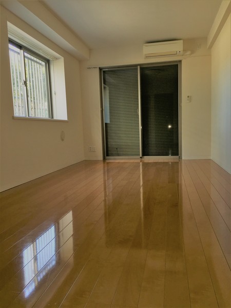 居室・リビング　※別部屋参考写真