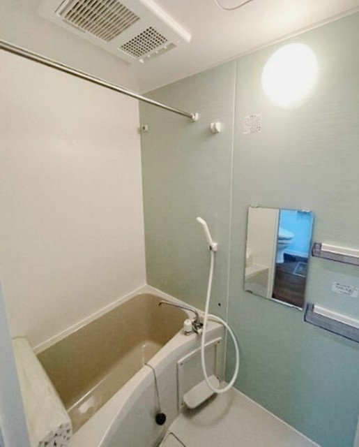 バス・シャワールーム　別物件同仕様タイプ