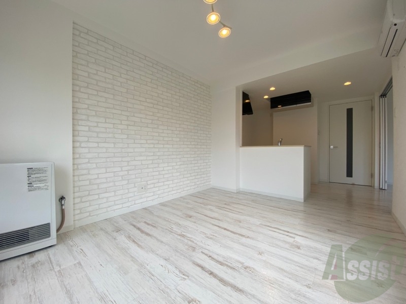 居室・リビング　広くてキレイなお部屋が広がっていて、充実した生活が送れそう。