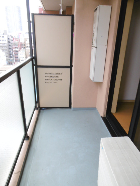 バルコニー　日当たり西向きです