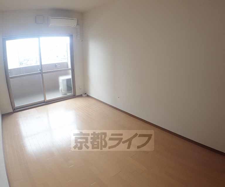 居室・リビング　とても綺麗なお部屋です。